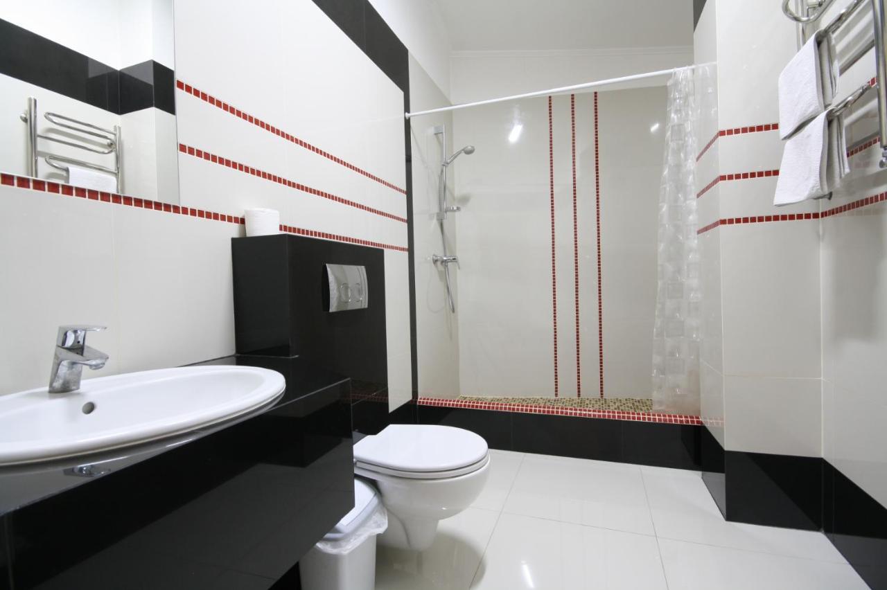 Chagari Hotel Lipniki Kültér fotó