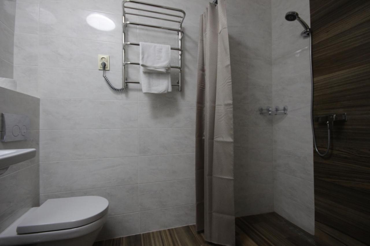 Chagari Hotel Lipniki Kültér fotó