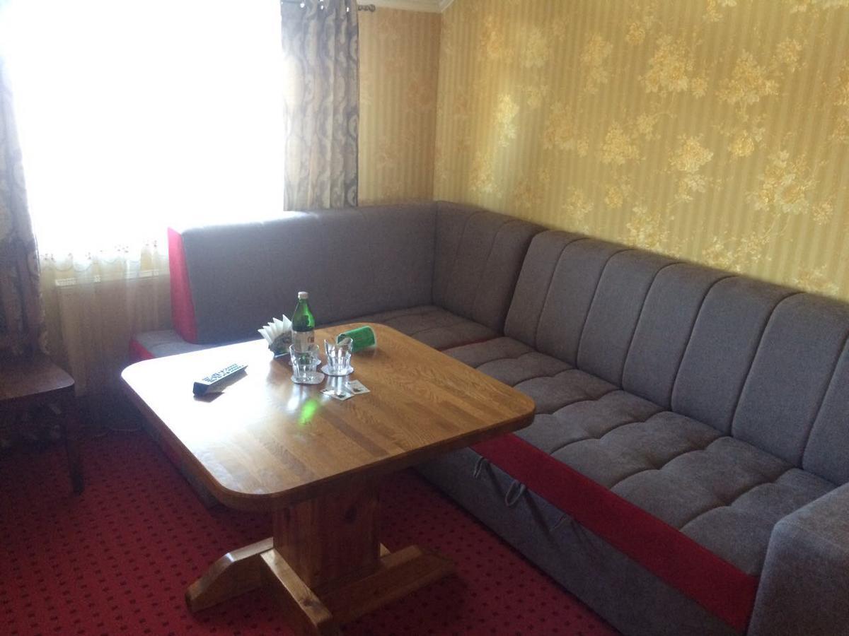 Chagari Hotel Lipniki Kültér fotó