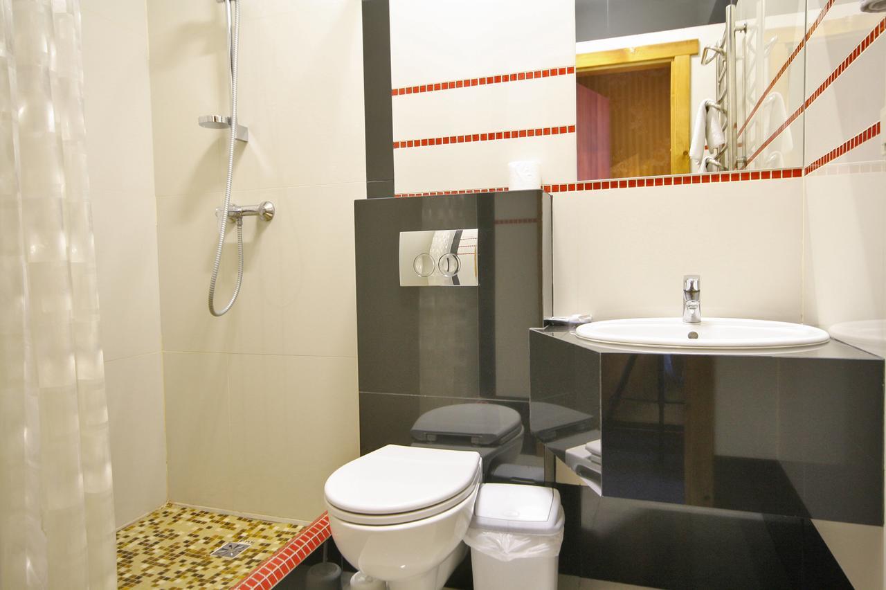 Chagari Hotel Lipniki Kültér fotó